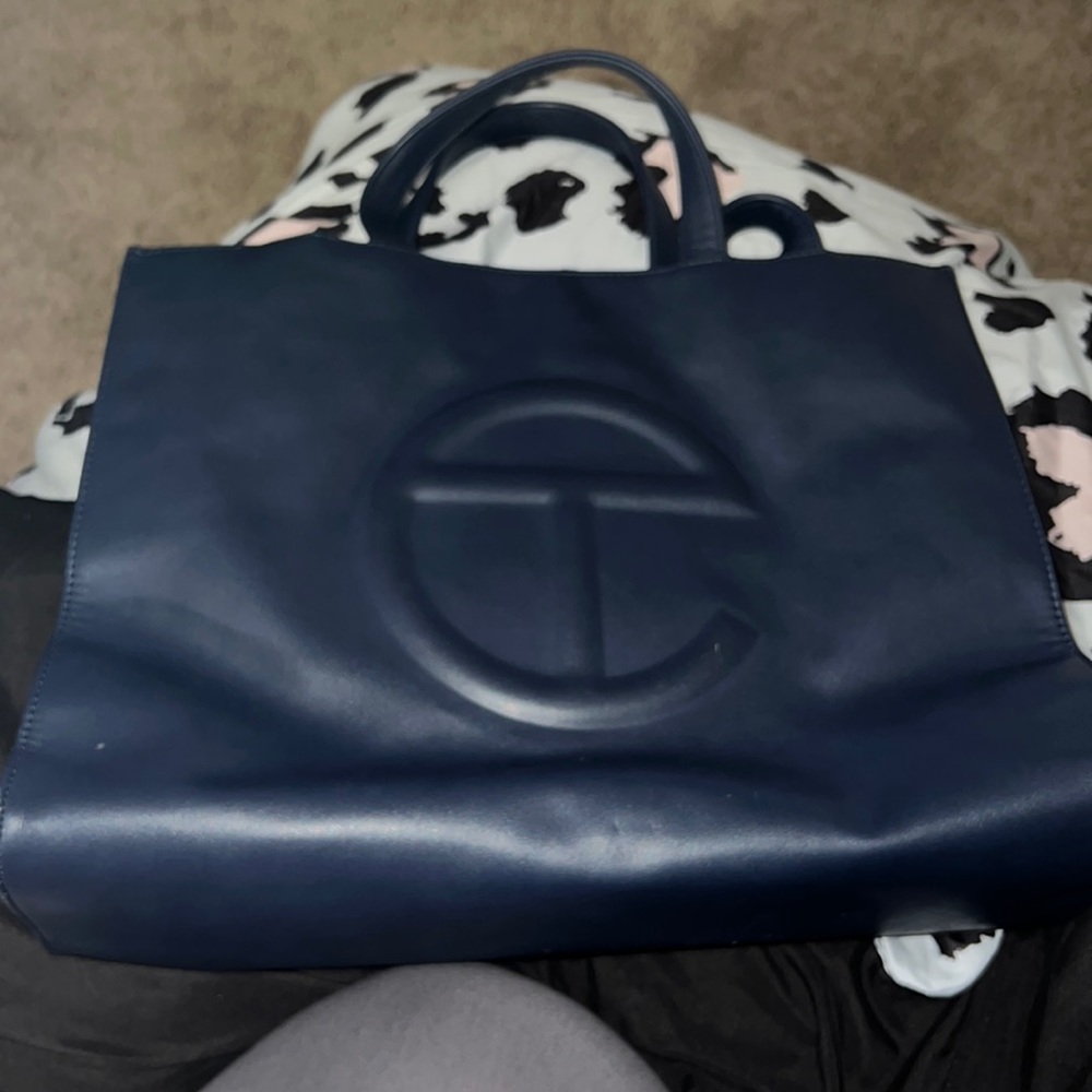 Telfar Medium